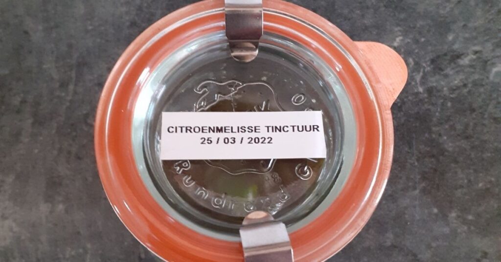 citroenmelisse tinctuur macereren