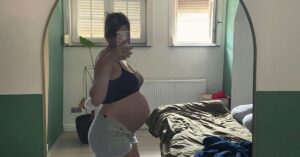 34 weken zwanger buik